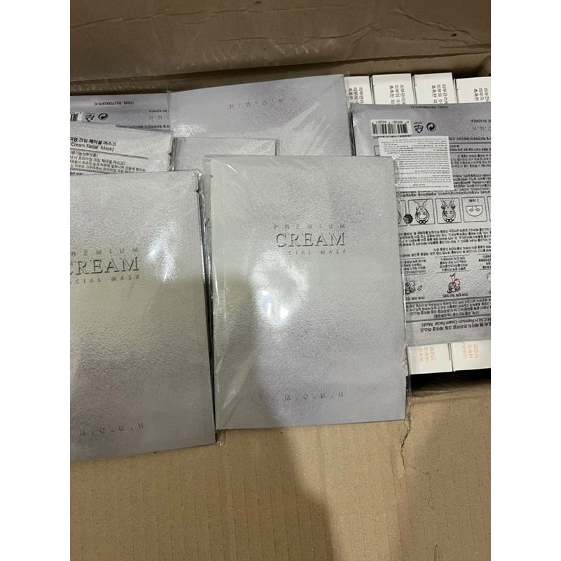 Mặt nạ M.C.M.H Premium Cream Facial Mask hạn 2028 dạng kem cao cấp trắng ngừa lão hóa giảm mụn tái tạo  da IS192