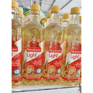 Dầu ăn Neptune Light  thượng hạng nhãn hiệu 1L