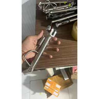 Chân Chống Nghiêng inox 304  ( combo kèm ốc + lò xo)