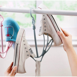 Móc phơi giày,tư thế dựng đứng giúp nhanh khô và không mất form
