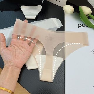 Quần lót nữ đúc su lụa băng tàng hình không lộ viền co giãn đáy lót cotton kháng khuẩn DEVARI L617