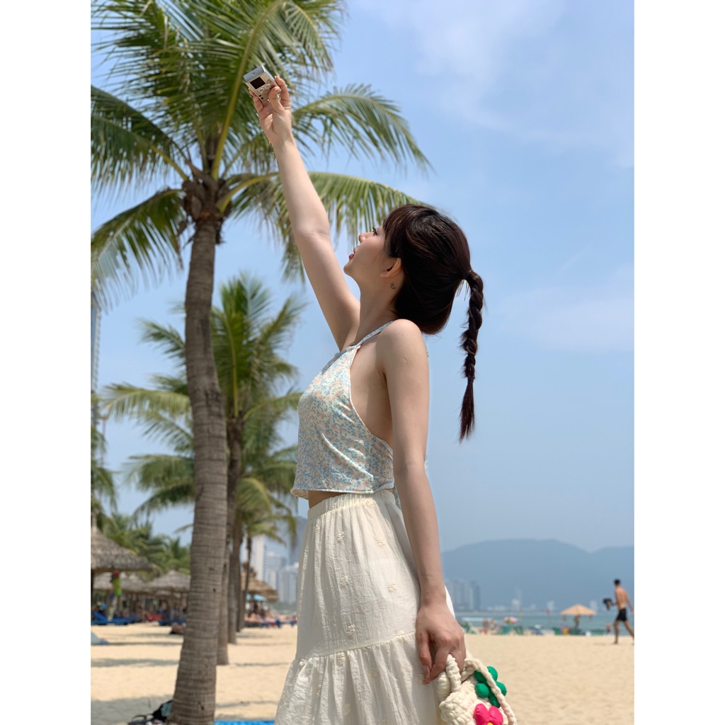 Áo yếm hoa cột dây