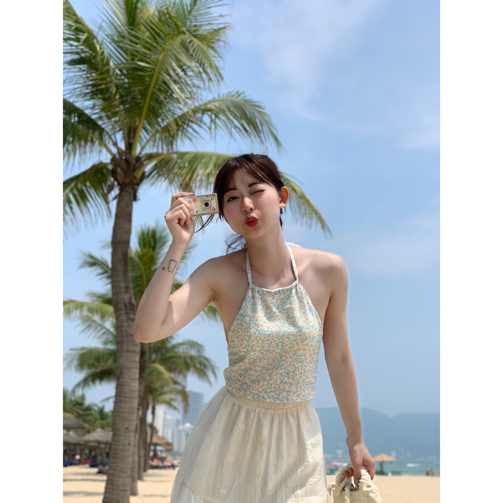 Áo yếm hoa cột dây