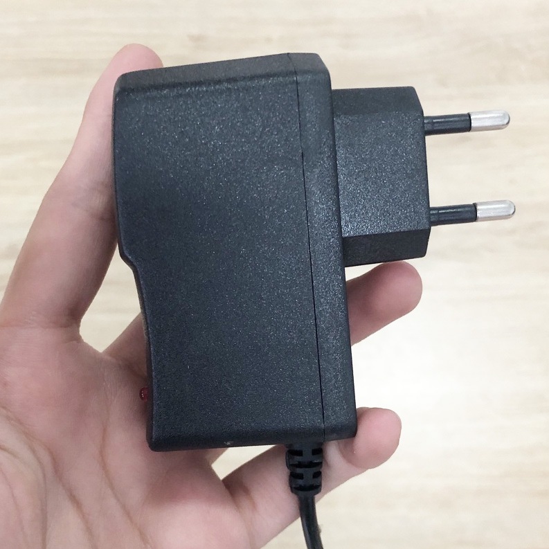 SẠC Adapter 12V cho các dòng máy khoan pin 12v, Có đèn báo