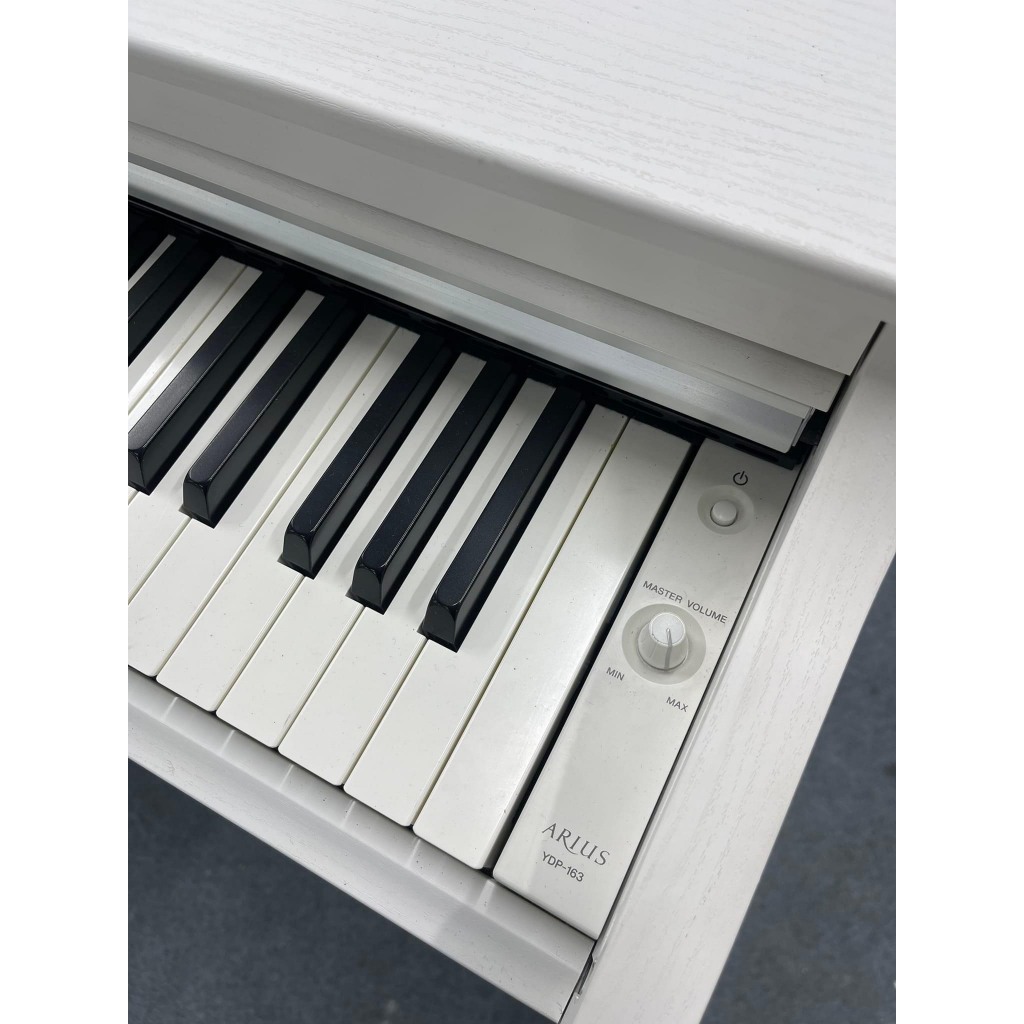 Đàn piano điện Yamaha YDP-163