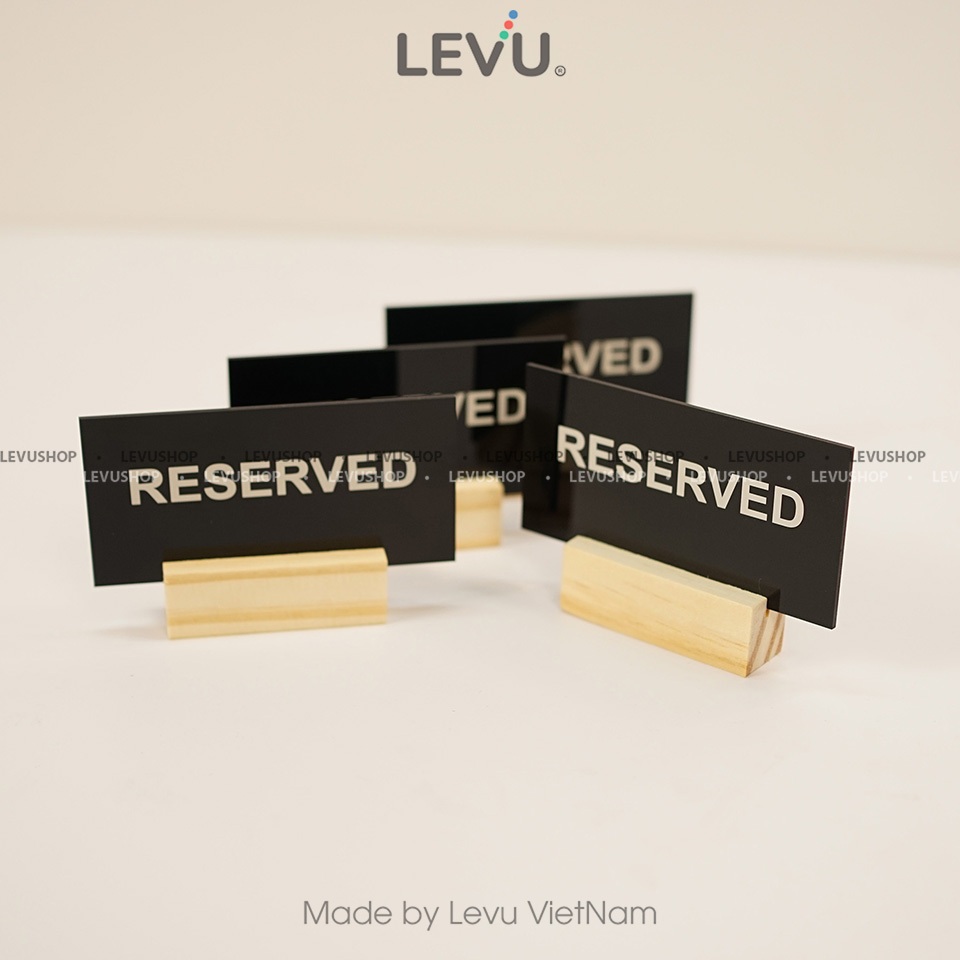 Bảng reserved để bàn LEVU mica đen chân đế gỗ 6x10cm thông báo khu vực bàn đã đặt MCK-BG55