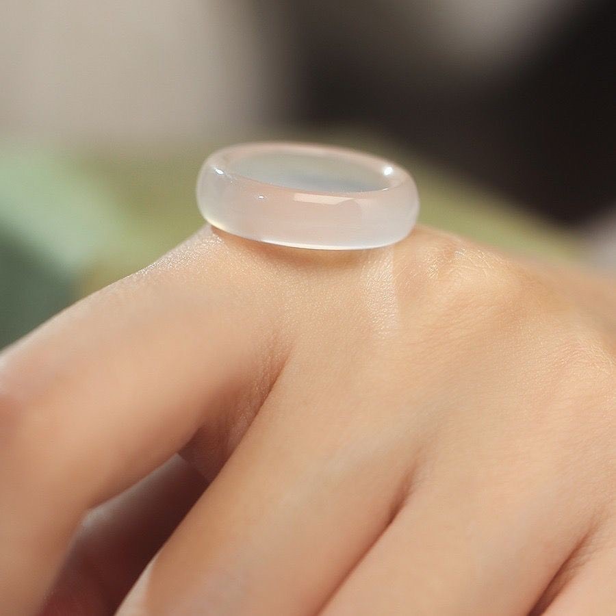 Ảnh Nhẫn Mã Não Trắng Bạch Nguyệt Quang Bảng Nhỏ 5ly Tinh Tế, Thời Trang - Ngọc Trai Trường Thịnh 3