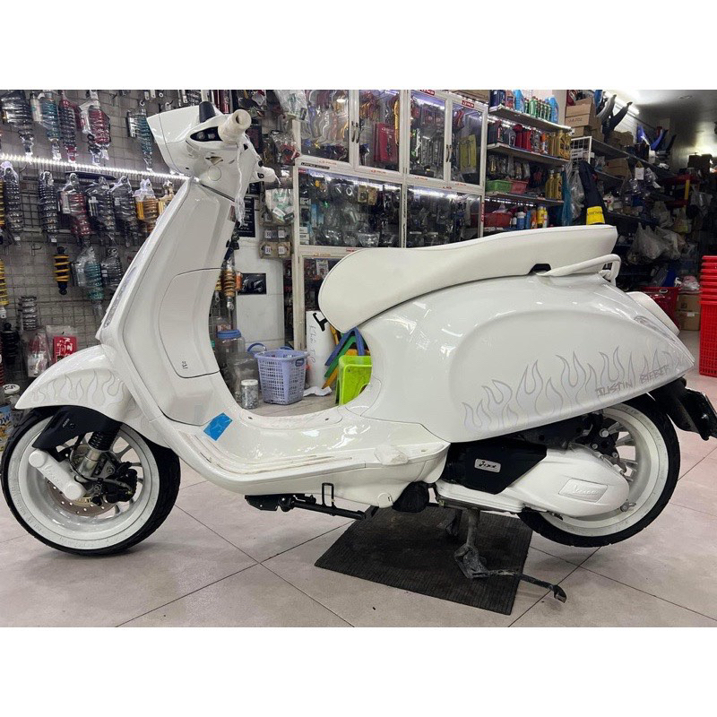 Tem Vespa Justin Bieber tuyệt đẹp như Zin, chuẩn mẫu Zin hãng