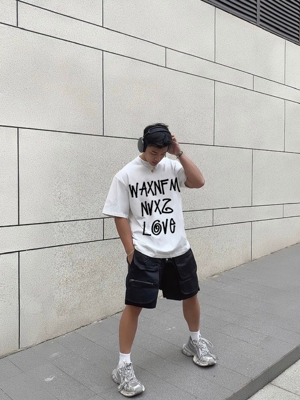 Áo thun Stee Cổ tròn in TLOVE Localbrand ICVCVNI Unisex Cotton