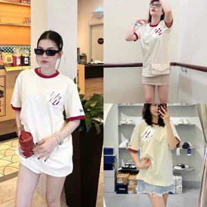 Áo thun M l b thêu lông nổi xuất xịn dáng rộng viền cổ màu đỏ ( Hình thật cận chất shop chụppp )