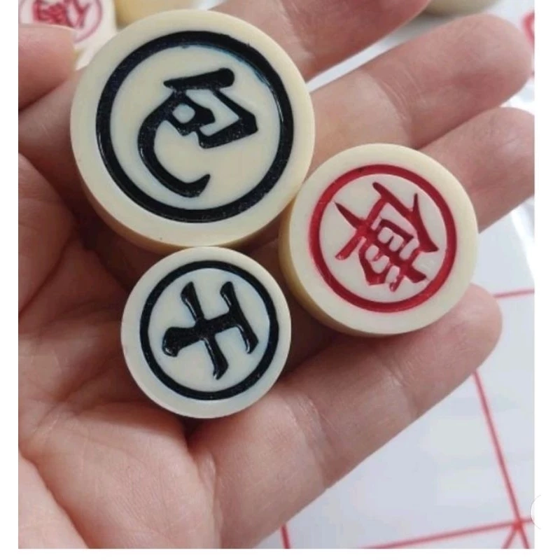 Bộ cờ tướng quân đặc 3,5cm - 2,5cm