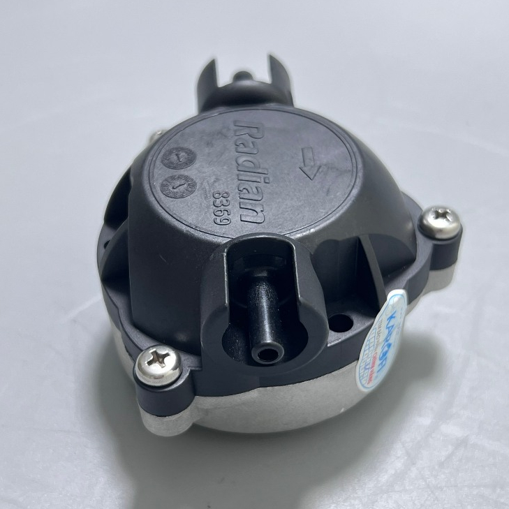Đầu Bơm Radian Karofi 24V Tặng Kèm Cút Nối Dùng Cho Máy Lọc Nước RO - Hàng Chính Hãng Có Tem Bảo Hành Karofi
