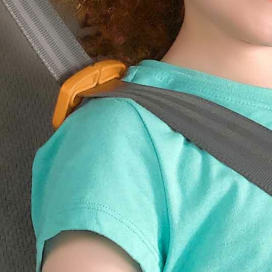 Ghế ô tô Chicco Gofit Plus ISOFIX - Màu Đen ghi/Đen/Ghi đá