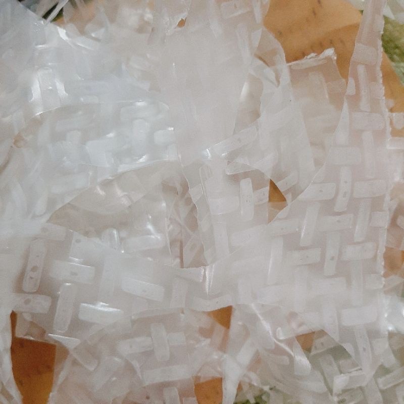 Bánh tráng Góc Rìa dùng để làm bánh tráng trộn.