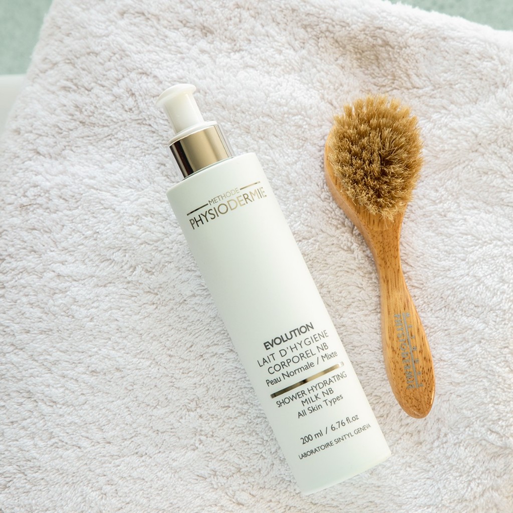 Ảnh Sữa rửa mặt tạo bọt kiềm dầu NB Shower Hydrating Milk NB 1