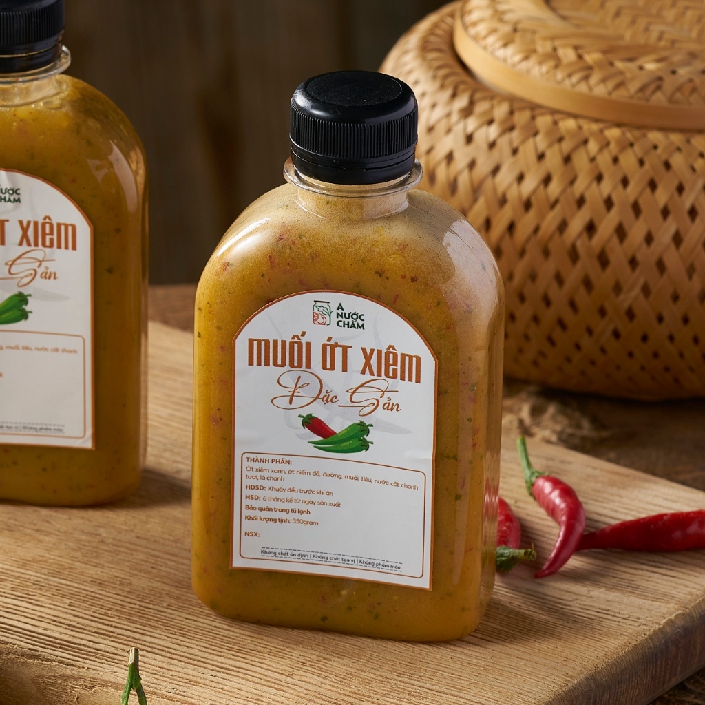 Combo 2 chai sốt gỏi Thái và chai muối chấm ớt xiêm đặc sản