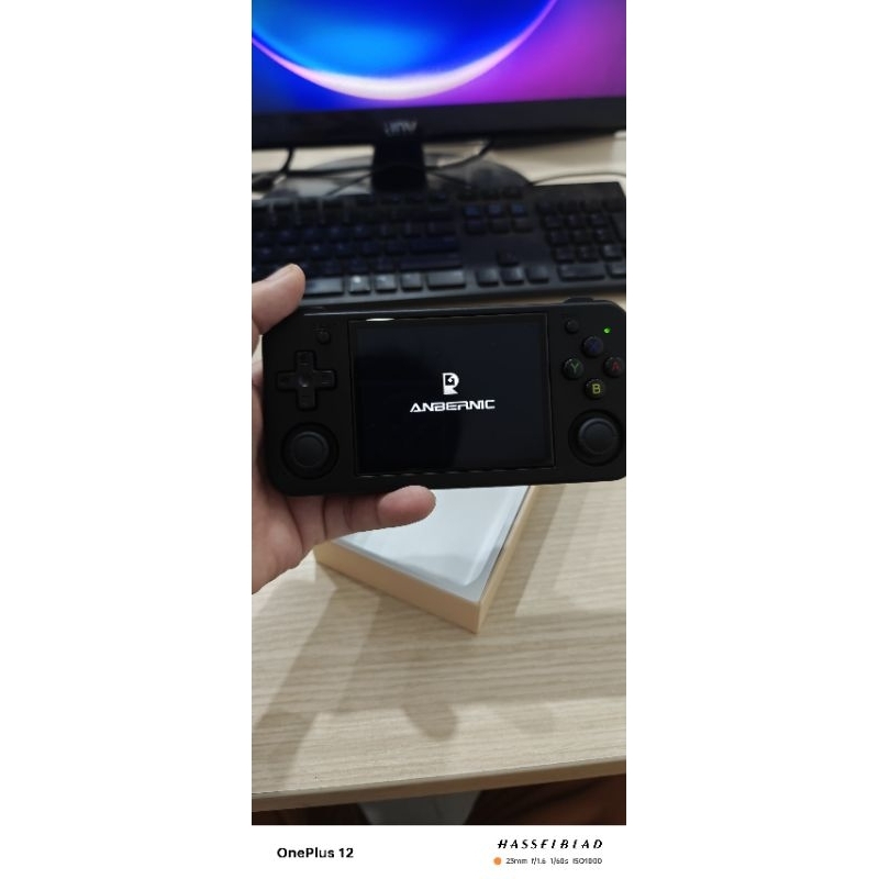 Máy chơi game Ambernic RG35XX H fullbox | Shopee Việt Nam