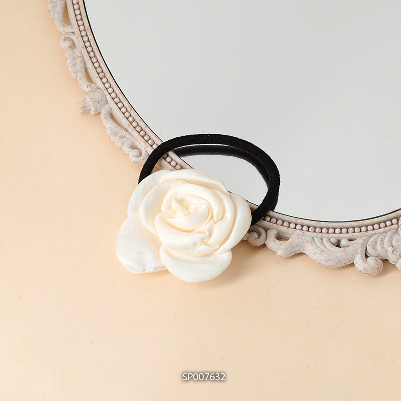 Dây buộc tóc nữ Eleanor Accessories hình hoa hồng trắng dây cột tóc dễ thương phụ kiện tóc 7632