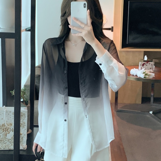 1 áo Màu ph đen trắg