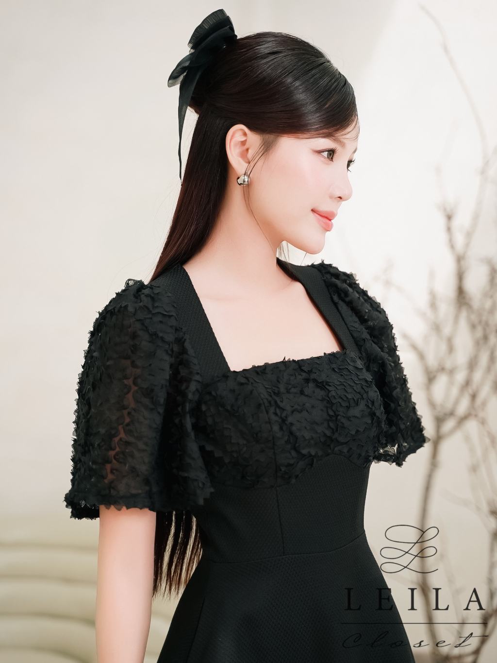 Ảnh LEILA CLOSET | Đầm thiết kế Elen đen xoè dài phối tay ren lưới cổ vuông sang trọng 1