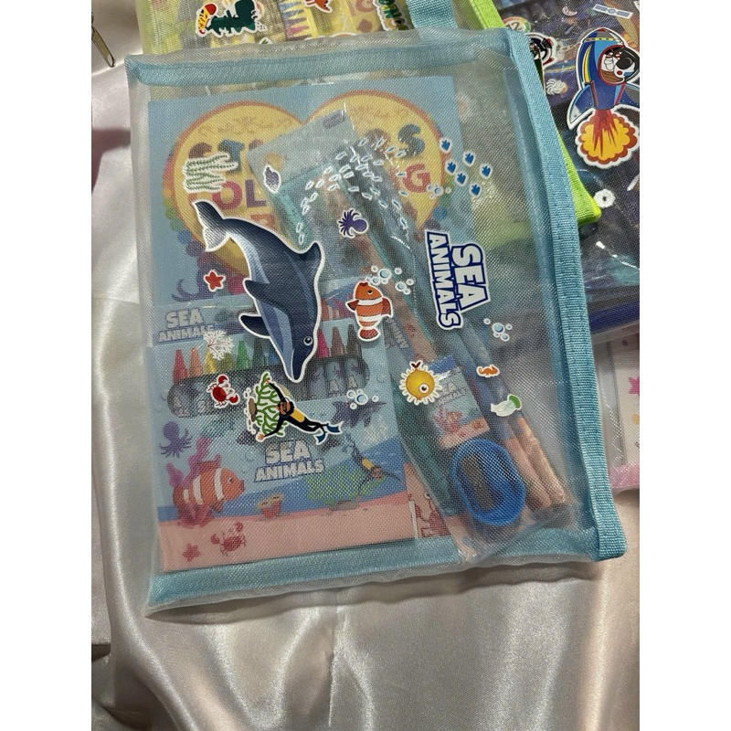 set học 18 chi tiết - túi đựng bút làm quà tặng học sinh nhiều hình