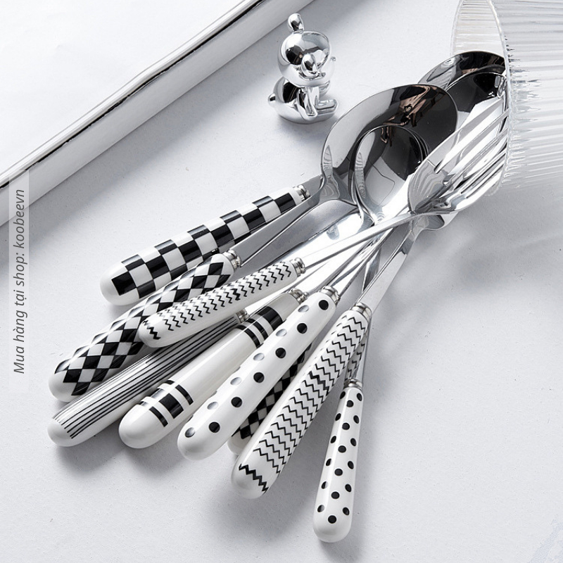 Bộ Đồ Ăn Dao Thìa Nĩa Inox Cán Sứ Kiểu Phương Tây Sang Trọng KOÔBEE - Set Hộp QuàTặng Bạn Gái, Bạn Bè, Người Thân |109