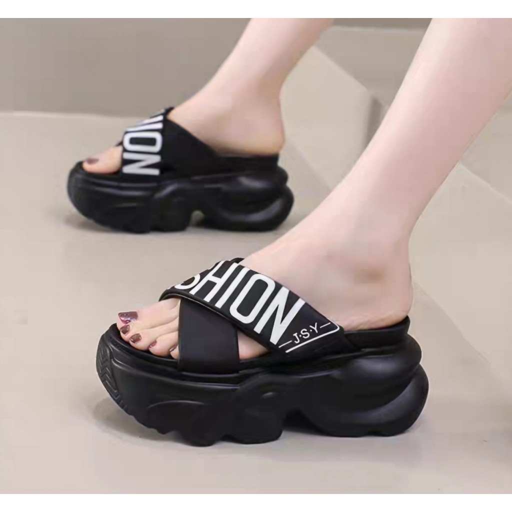 DÉP BM QUAI CHÉO IN CHỮ FASHION HÀNG QC CAO CẤP LOẠI HS33