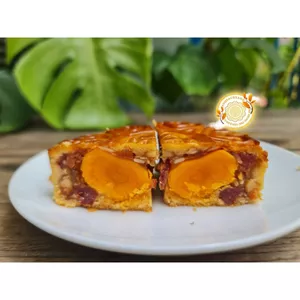 Thập cẩm Xá Xíu 2 Trứng 200gr - Bánh trung thu Tân Dân Lợi