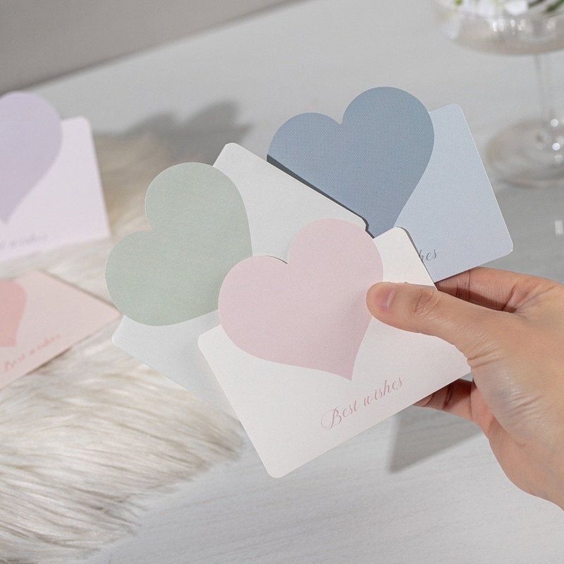 Hộp giấy mặt kính đựng gấu bông Babisu và Thiệp viết tay trái tim