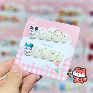 Nailbox mickey form ngắn dễ thương được đổi form