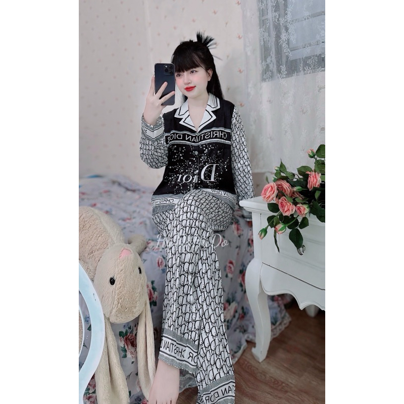 Tay Dài 52