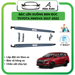 Bậc lên xuống xe Toyota Innova 2017-2026, Bệ bước chân mẫu đen đúc . Chắc chắn bền bỉ