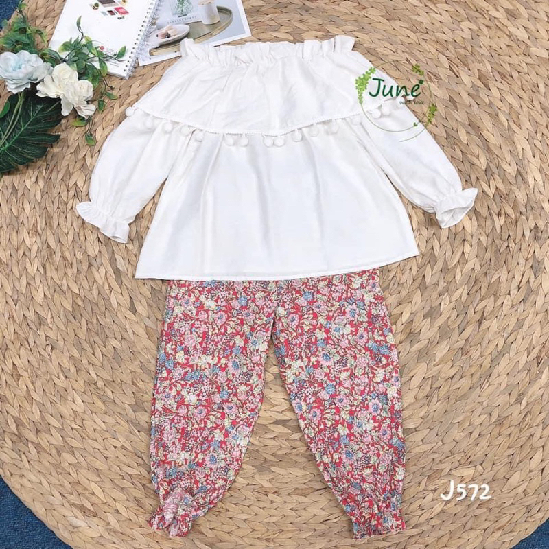 Set bé gái trễ vai tiểu thư June D5604 1-10 tuổi (10-40kg) – Bộ đồ trẻ em dáng xinh