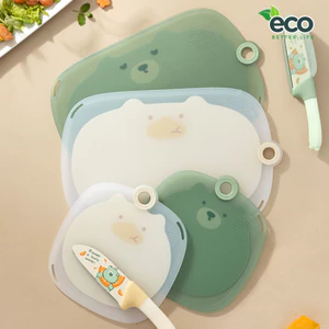 Thớt nhựa kháng khuẩn Moli-food cao cấp ECO có móc treo chống trượt chống ẩm mốc dễ vệ sinh