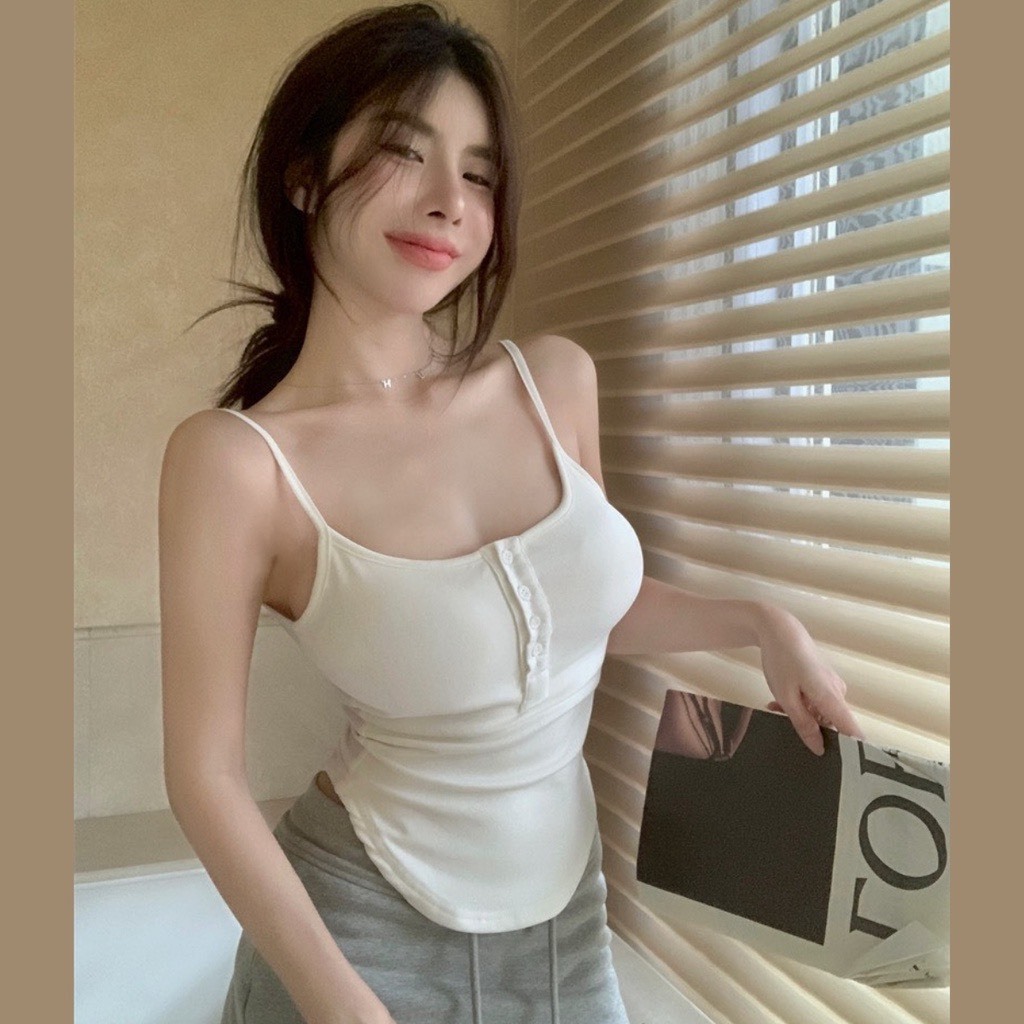 [KÈM MÚT NGỰC] áo hai dây phối cúc trước kèm mút ngực trong dáng ôm vạt bầu áo tank top 2 dây hottrend A191 SUTANO | BigBuy360 - bigbuy360.vn