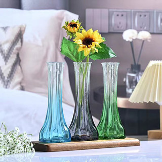 Lọ hoa thuỷ tinh đơn giản hình tháp trang trí cao 21cm