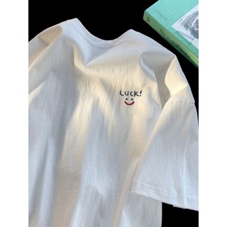 Áo phông thun nữ nam 3158 in chữ lucky form rộng unisex chất cotton khô loại 1 thoáng mát thấm hút mồ hôi KONOVA