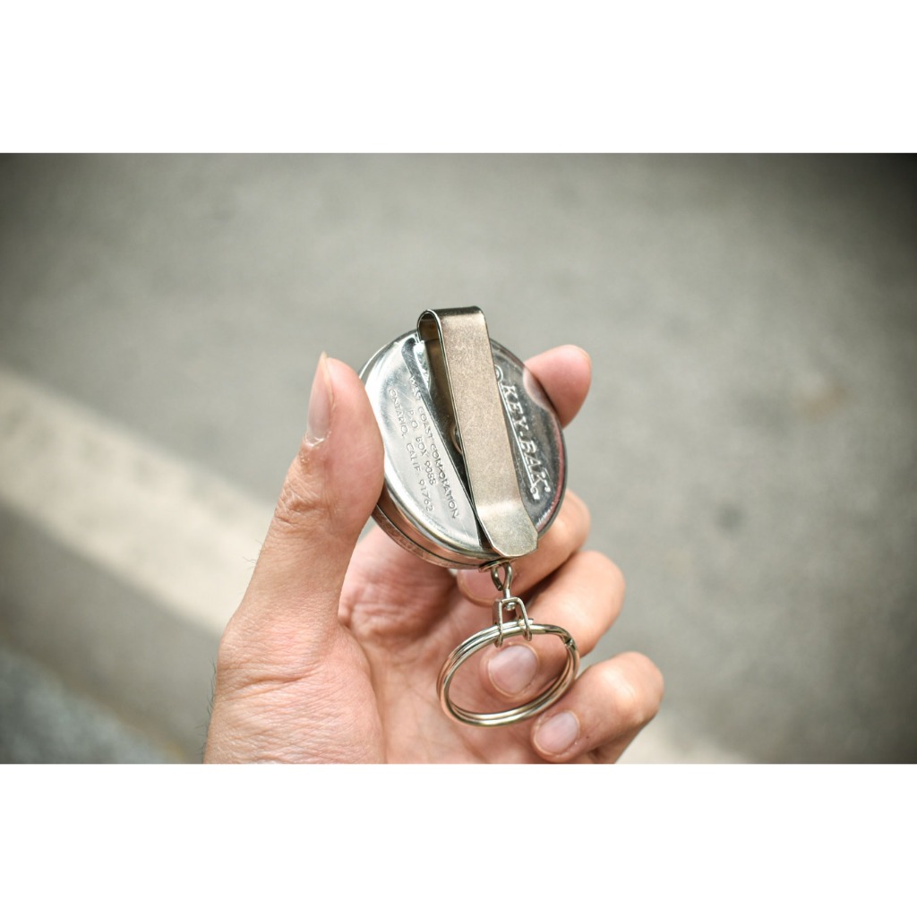 Móc khóa dây kéo KEYBAK vỏ thép (bản Classic)