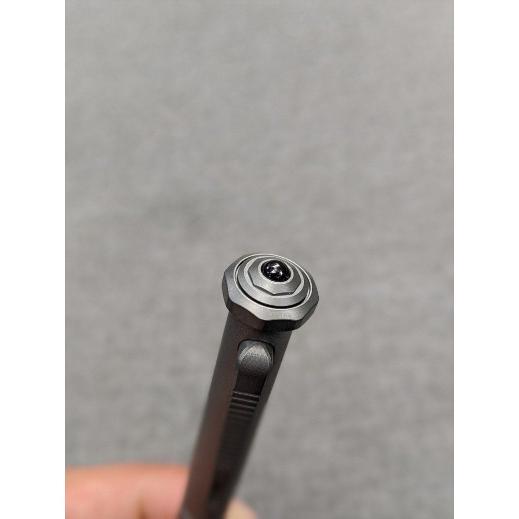 Bút Titanium  Tacray Bolt Action đầu con quay ( ruột bi + ruột bút chì )