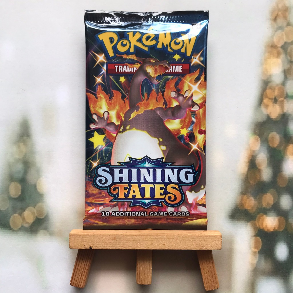 Pokemon Shining Fates Booster Englisch main image 0