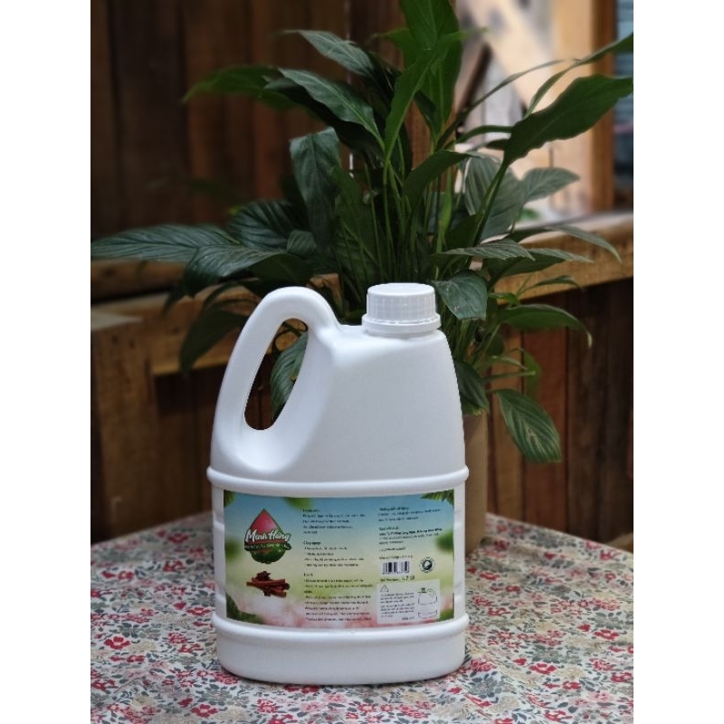 Nước Lau Sàn Hữu Cơ Minh Hồng 1,7L