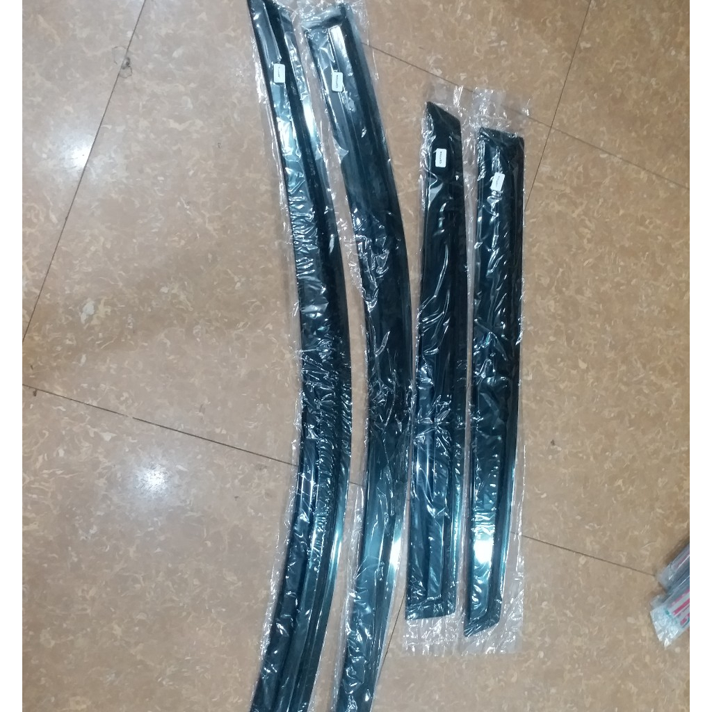 Vè che mưa xe Chevrolet Captiva Dùng chung tất cả các đời 2007 đến 2018- Hàng Nhựa đen Hàn Quốc