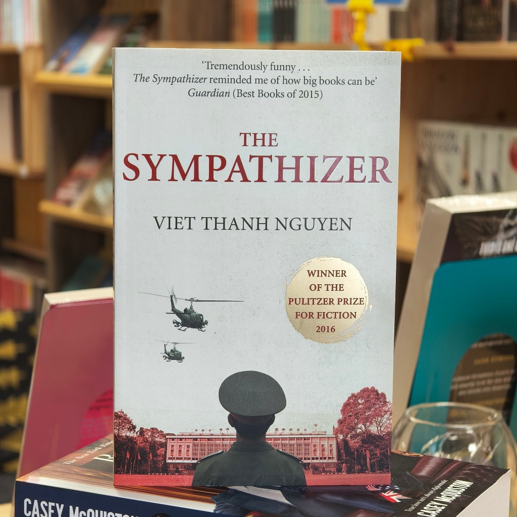 Ảnh Sách - Tiểu thuyết tiếng Anh - The Sympathizer 1
