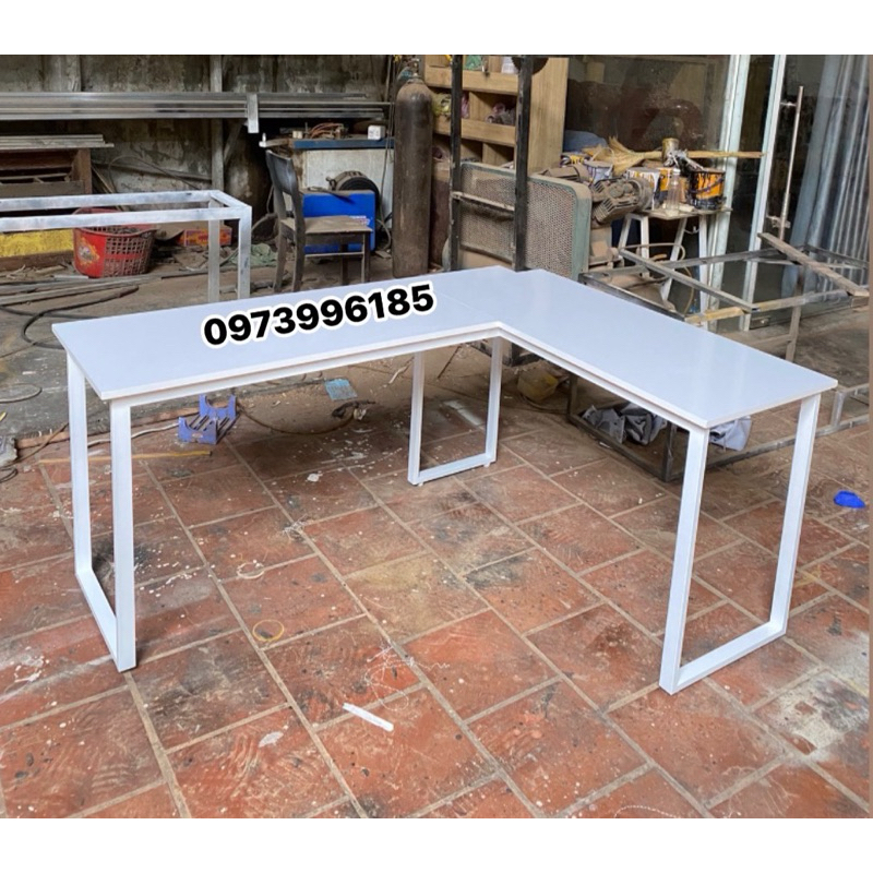 BÀN LÀM VIỆC CHỮ L CẮT GÓC TƯỜNG THEO YÊU CẦU FULL TRẮNG (hình thật ...