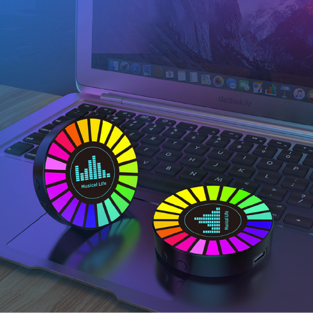 Đèn Led RGB nháy theo nhạc,cảm biến âm thanh gắn xe oto, có chân đế trang trí bàn làm việc Phụ Tùng