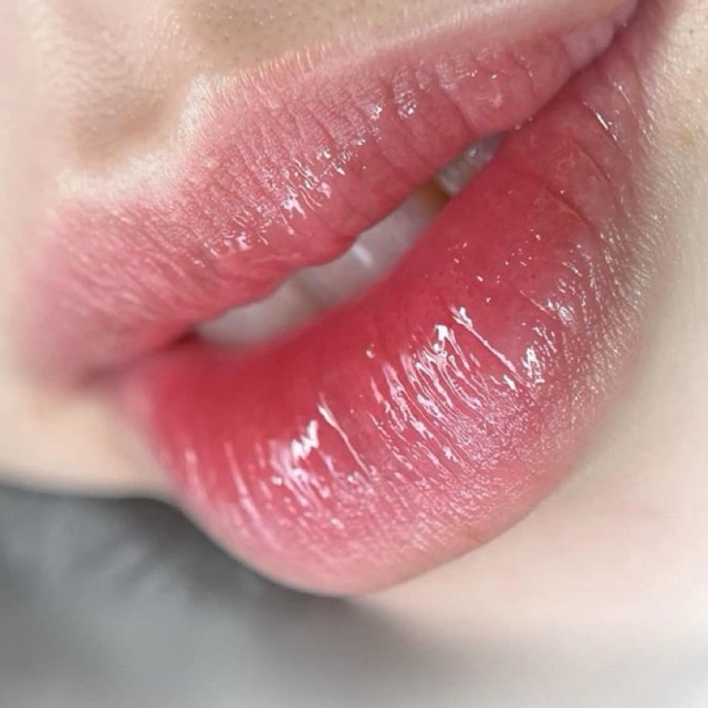 Product image [Bán chạy Top 1] Son dưỡng quốc dân, son dưỡng môi CARMEX -  Dòng Comfort Care cao cấp limted 4