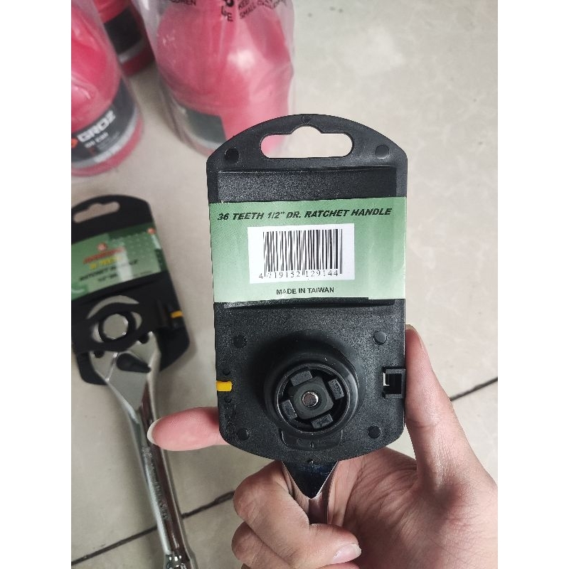 Tay vặn nhanh đảo chiều 1/2", 36 răng, dài 250mm