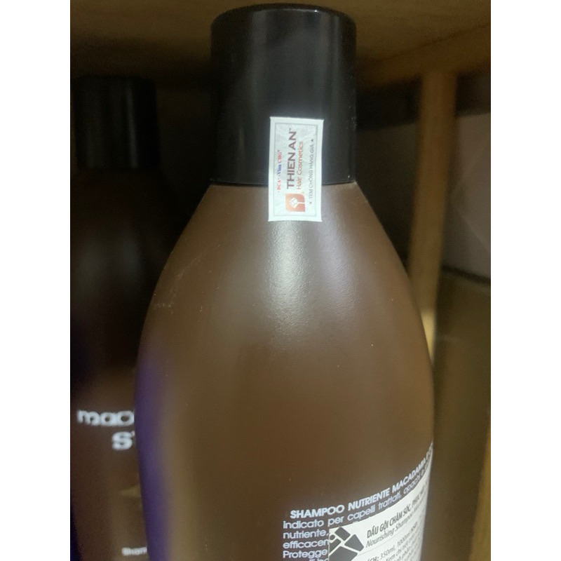 DẦU GỘI RR LINE MACADAMIA STAR PHỤC HỒI MỀM MƯỢT, TÁI TẠO TÓC ITALY (NÂU ĐEN)