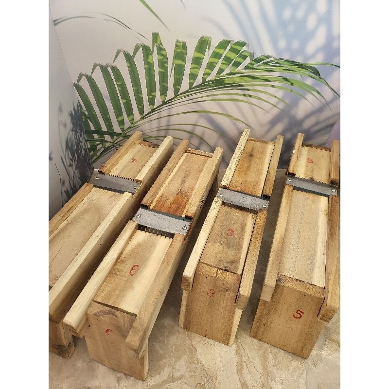 Bàn Bào Sợi Rau Củ Quả Bằng Gỗ Sợi To,Sợi Nhỏ Tiện Lợi | Shopee Việt Nam