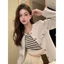 Áo dạ Tweed dáng vừa cúc vàng sang chảnh phối túi giả trước ngực, 2 màu áo cơ bản mix đồ siêu xinh( KÈM ẢNH THẬT)-TD042